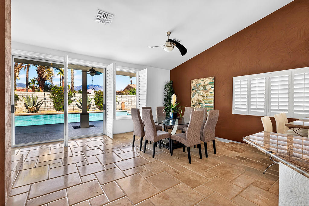 137 Courtside Drive Property Photo 12