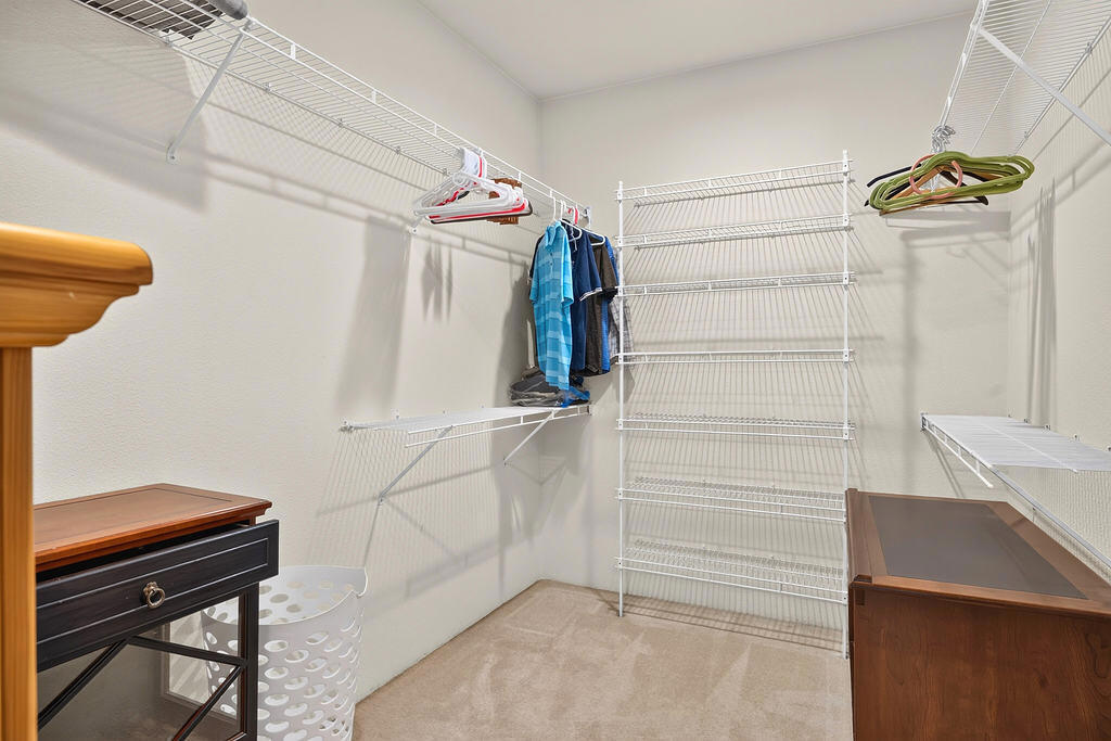 137 Courtside Drive Property Photo 21