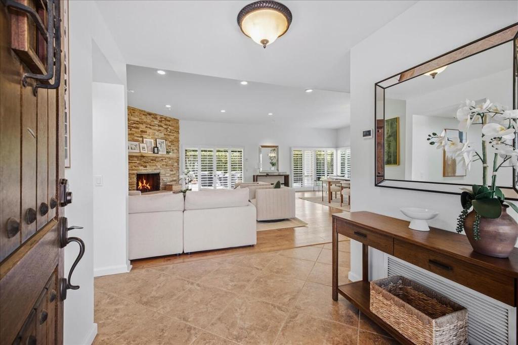 45595 Via Corona Property Photo 2