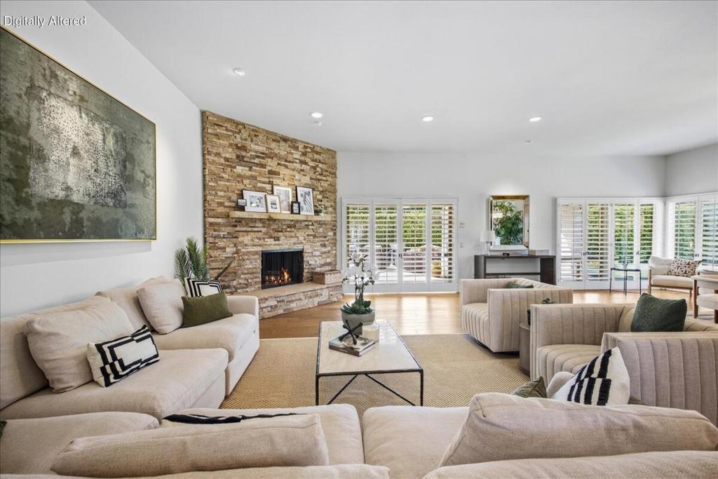 45595 Via Corona Property Photo 3