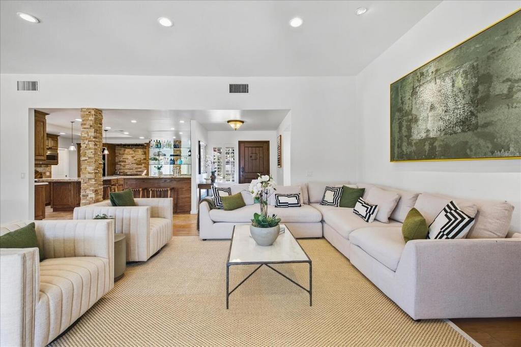 45595 Via Corona Property Photo 9