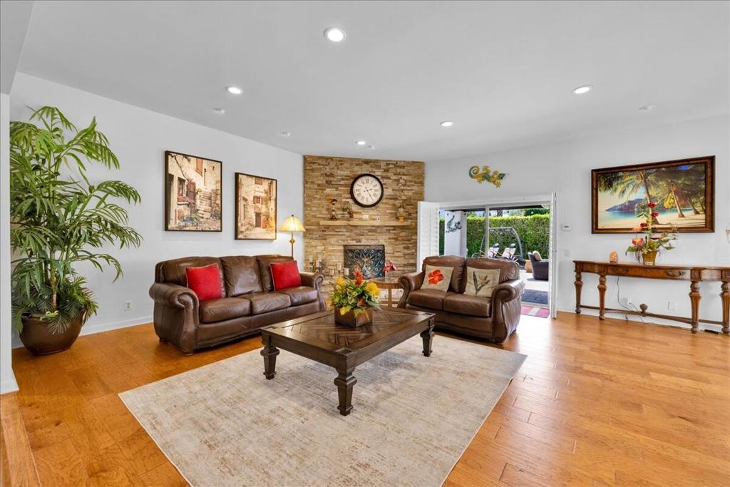 45595 Via Corona Property Photo 12
