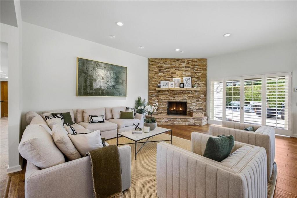 45595 Via Corona Property Photo 12