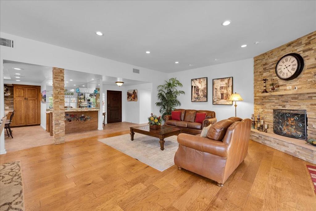 45595 Via Corona Property Photo 13
