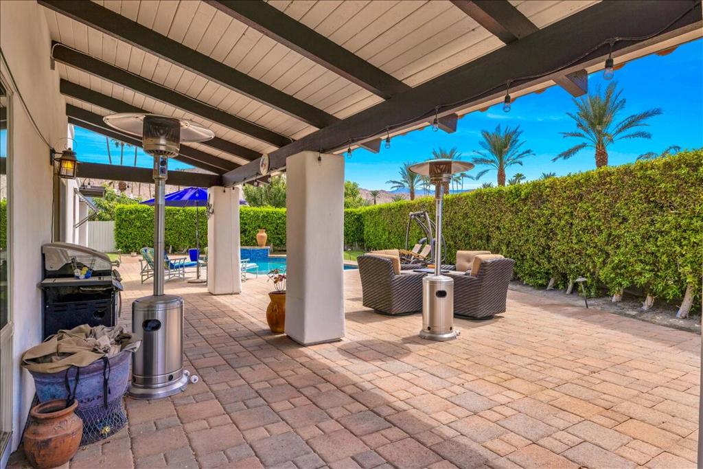 45595 Via Corona Property Photo 45