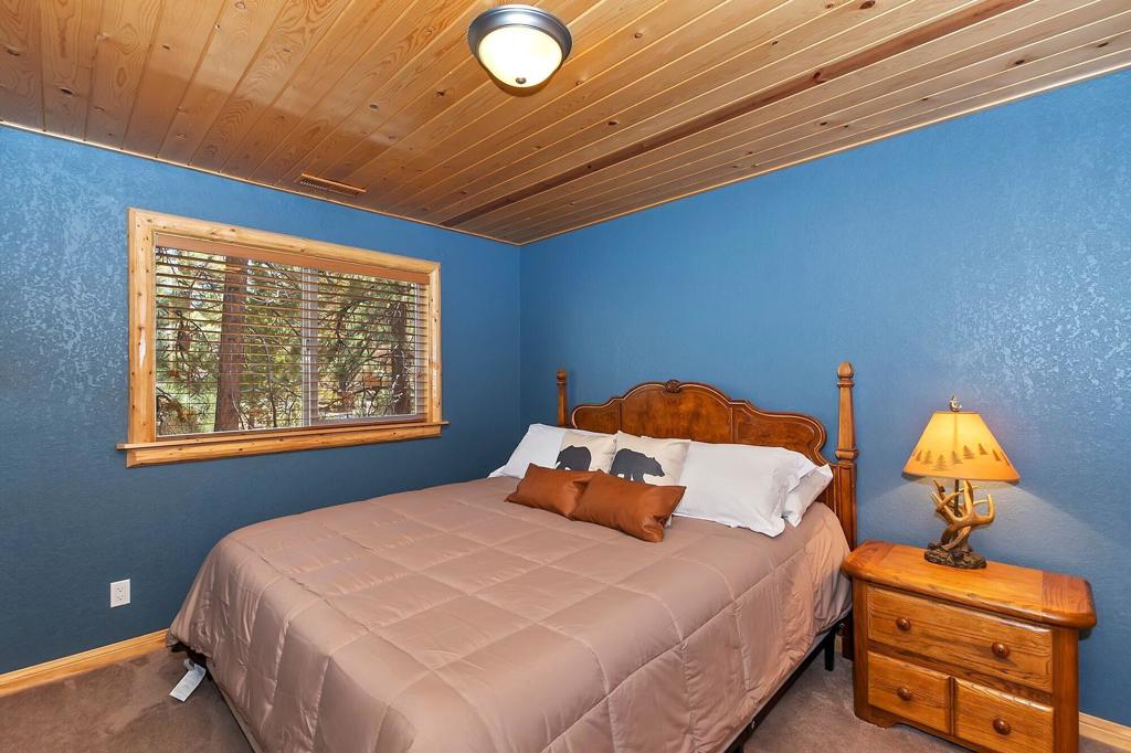 147 N Teakwood Drive Property Photo 22