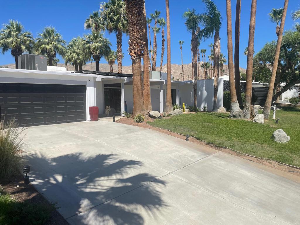 71519 Biskra Road Property Photo 2