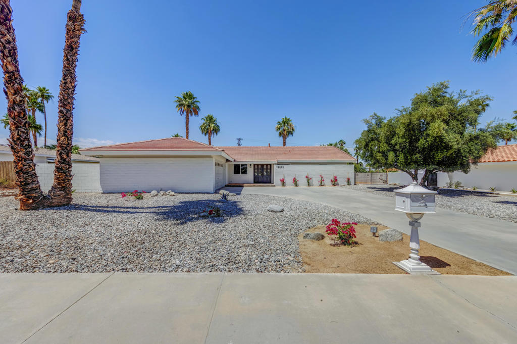 72896 Tamarisk Street Property Photo 33