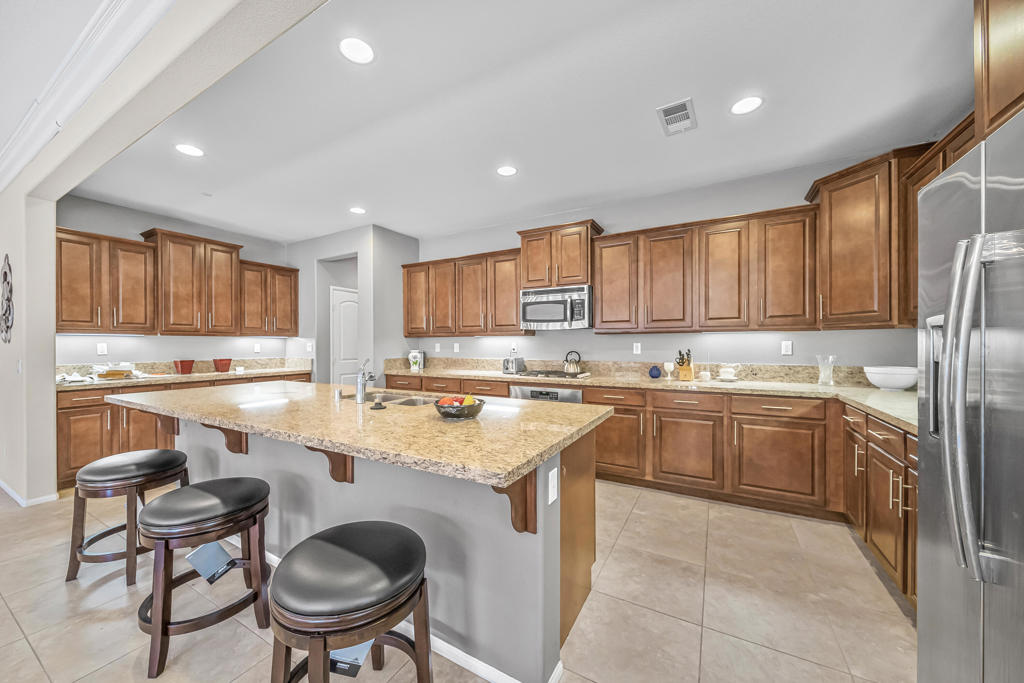 42210 Summit Way Property Photo 14