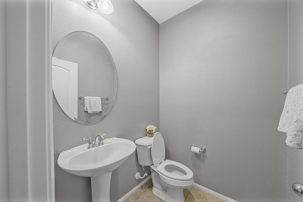 42210 Summit Way Property Photo 22