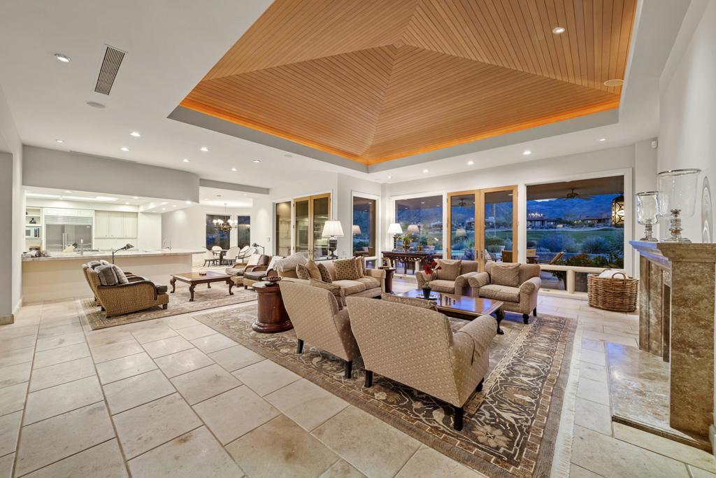 74337 Desert Bajada Trail Property Photo 14