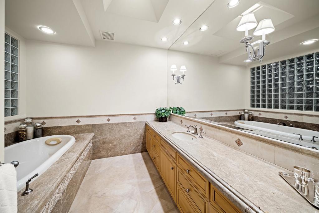 74337 Desert Bajada Trail Property Photo 34