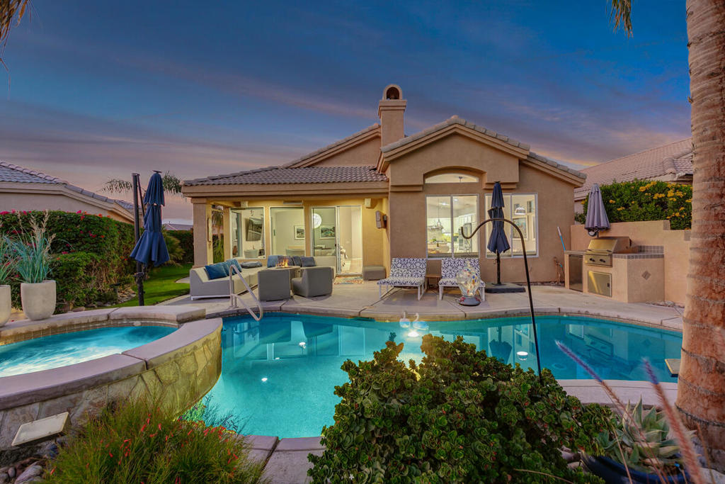 67361 N Laguna Drive Property Photo 1