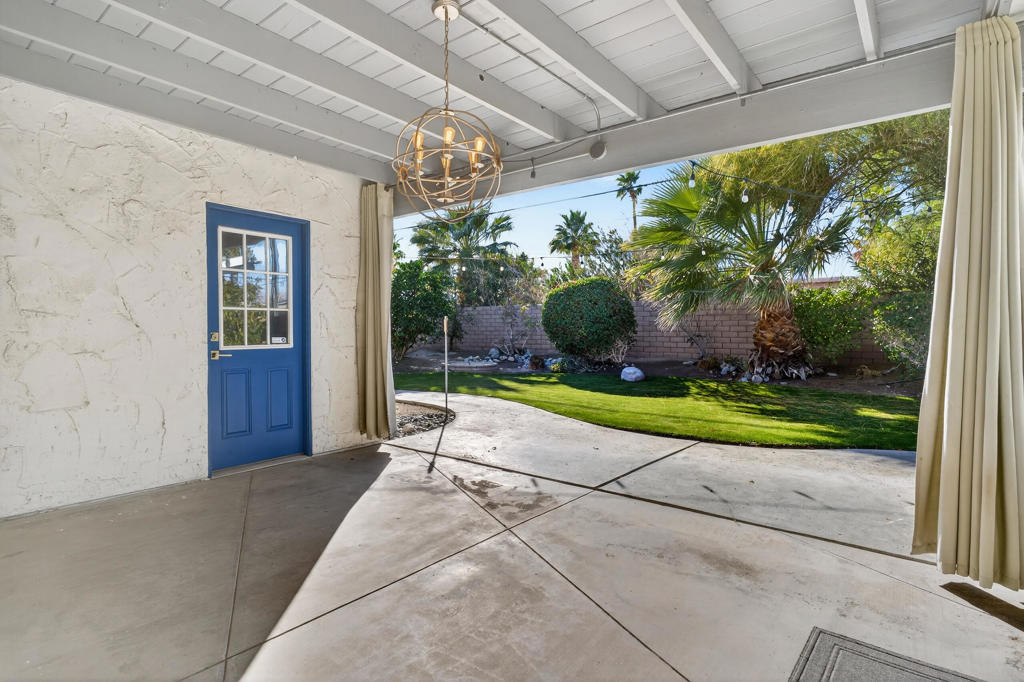 2911 N Cypress Road Property Photo 26