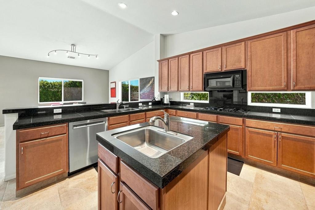 139 Saint Thomas Place Property Photo 20