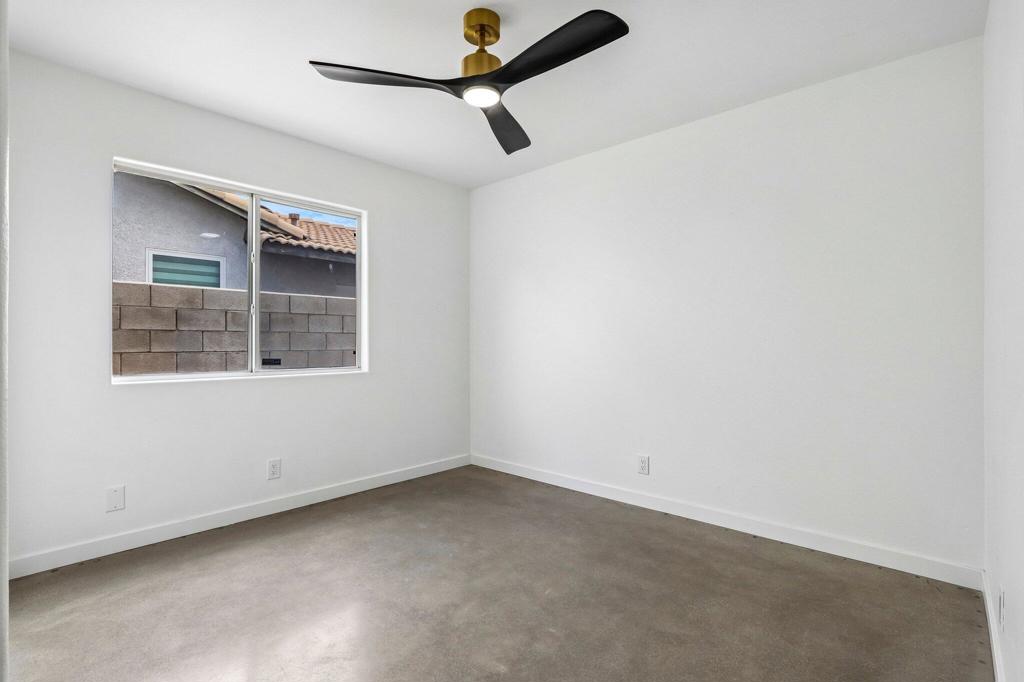 1941 Marguerite Street Property Photo 14