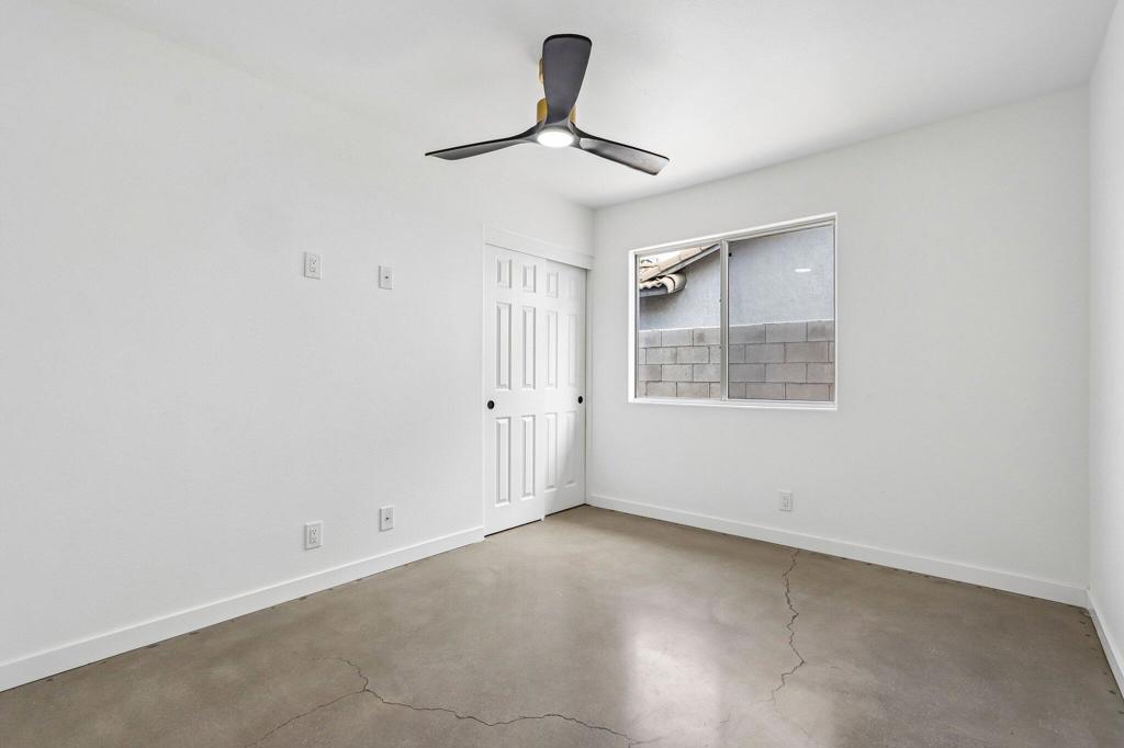 1941 Marguerite Street Property Photo 20