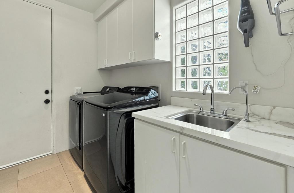 57875 Interlachen Property Photo 34