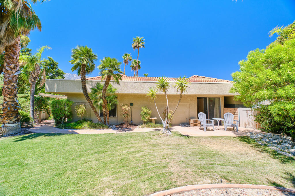 1353 Sunflower Circle N Property Photo 16