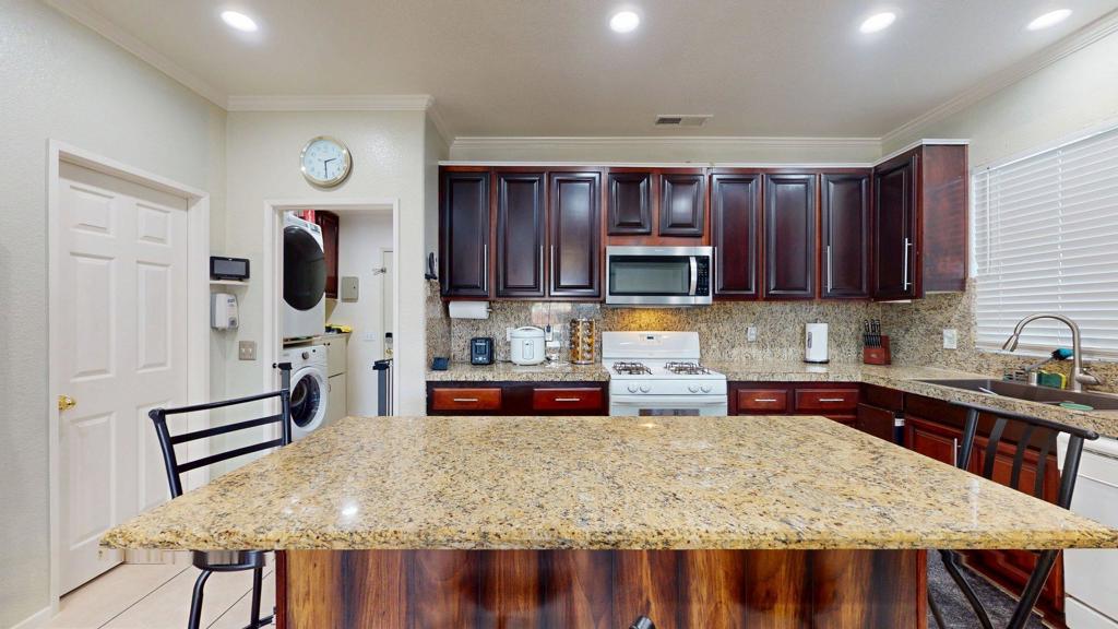 83633 Lapis Drive Property Photo 8