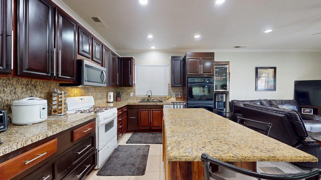 83633 Lapis Drive Property Photo 9