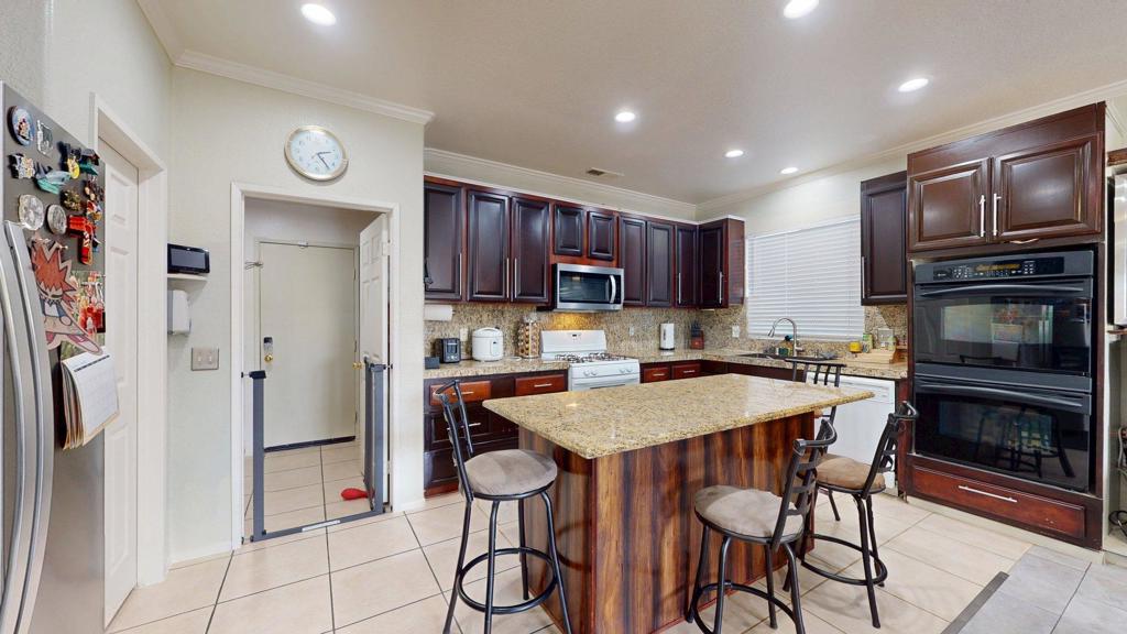 83633 Lapis Drive Property Photo 10
