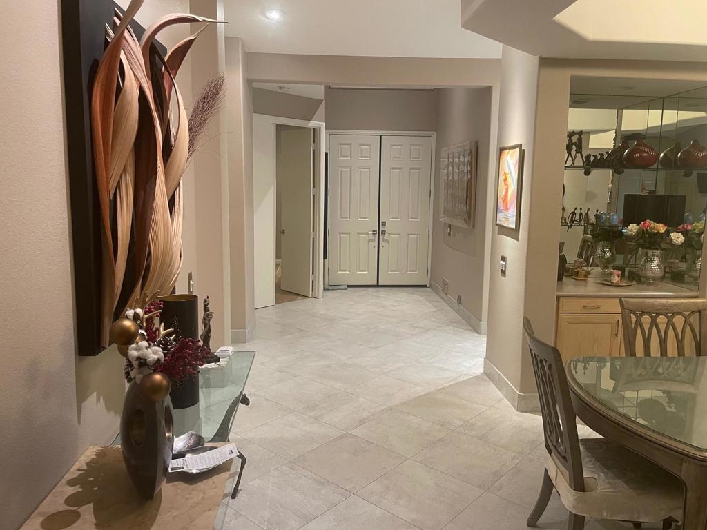 47055 Via Lorca Property Photo 2