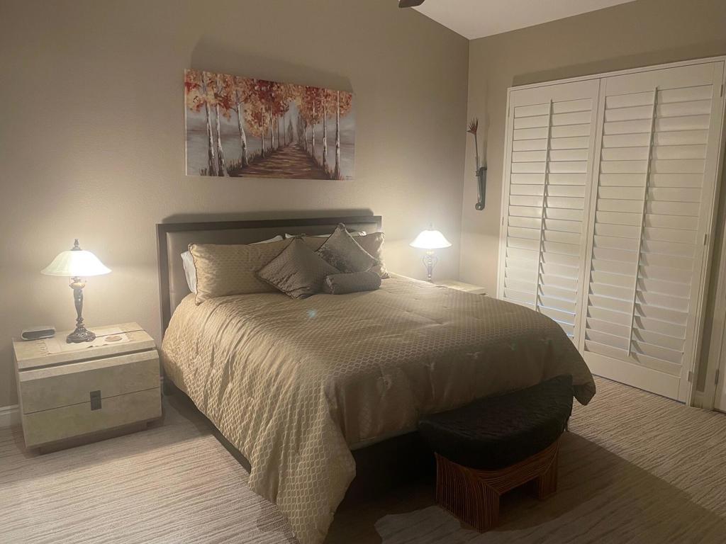 47055 Via Lorca Property Photo 5