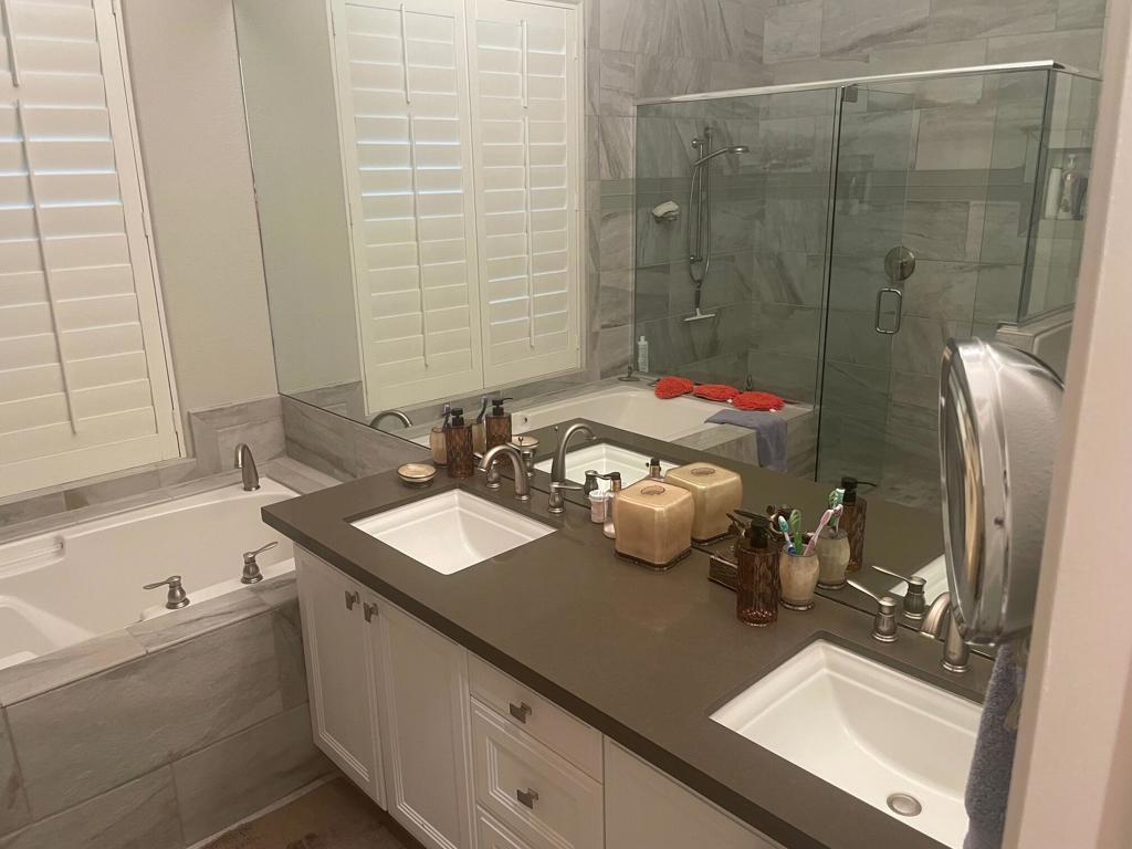 47055 Via Lorca Property Photo 6