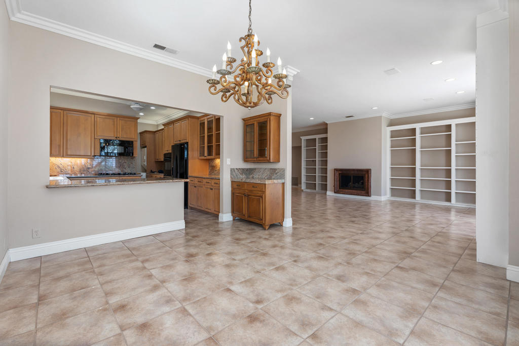 47200 El Agadir Circle Property Photo 9