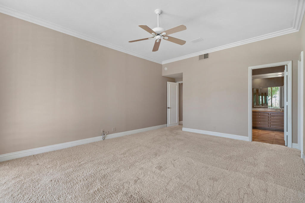 47200 El Agadir Circle Property Photo 14