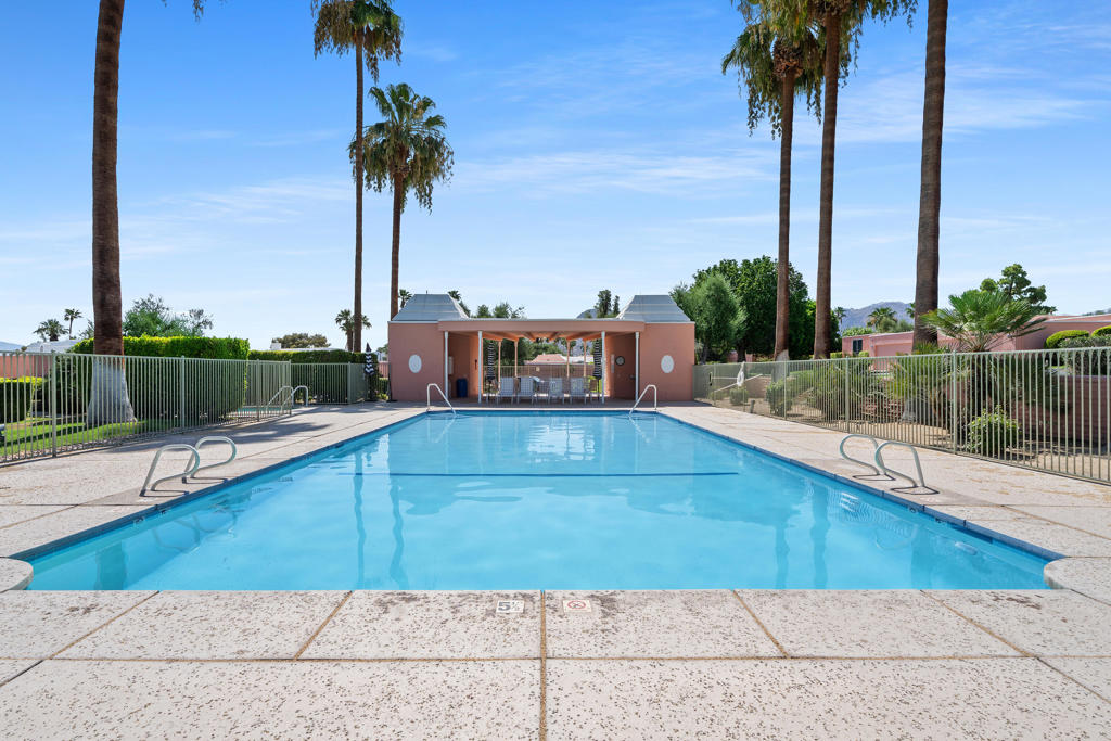 47200 El Agadir Circle Property Photo 32