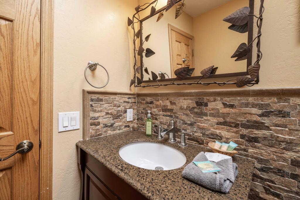 127 Stony Creek Property Photo 38