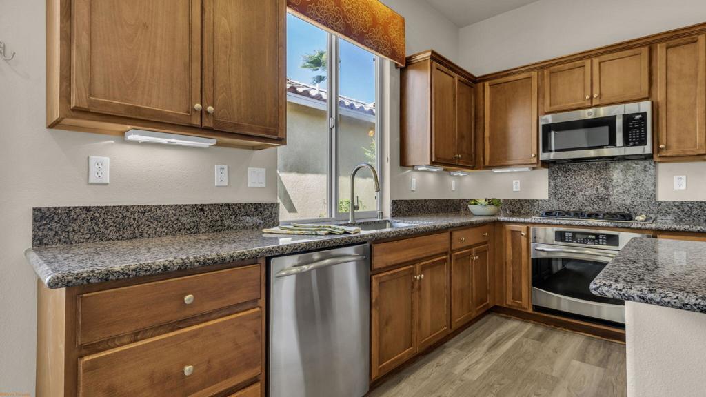 39838 Calle Coche Property Photo 7