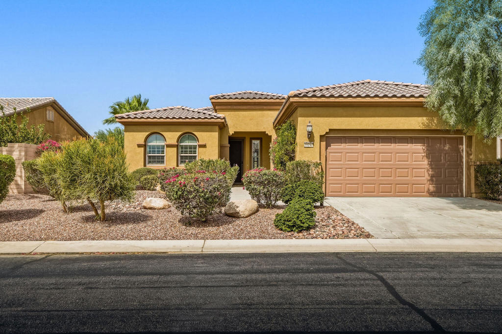39197 Camino Piscina Property Photo 3