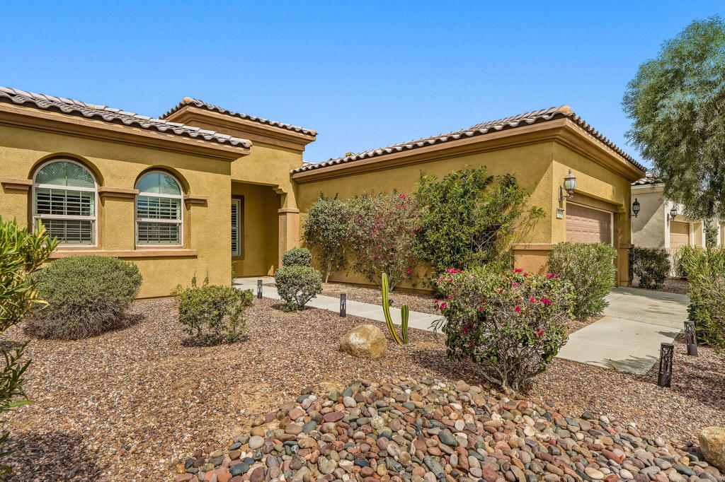 39197 Camino Piscina Property Photo 4