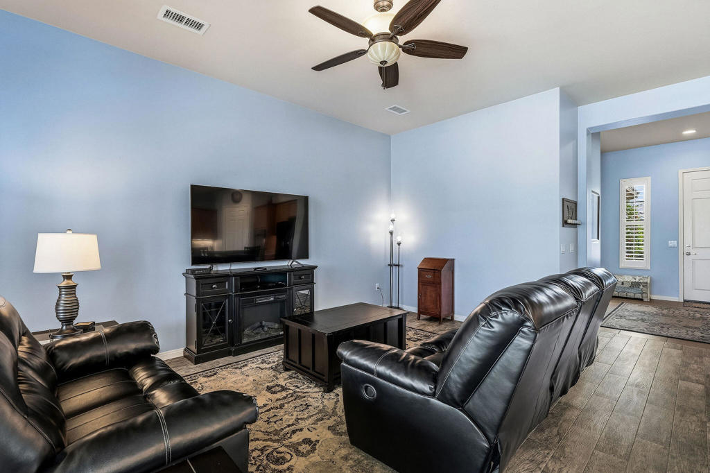 39197 Camino Piscina Property Photo 9