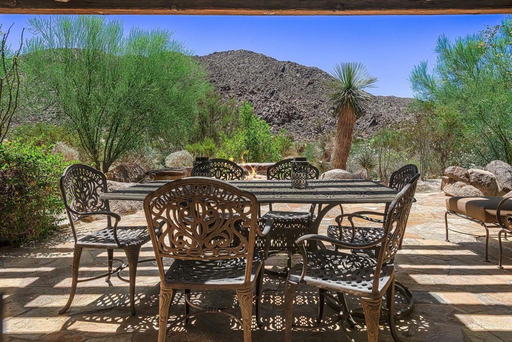 49518 Hidden Valley Trail Property Photo 8