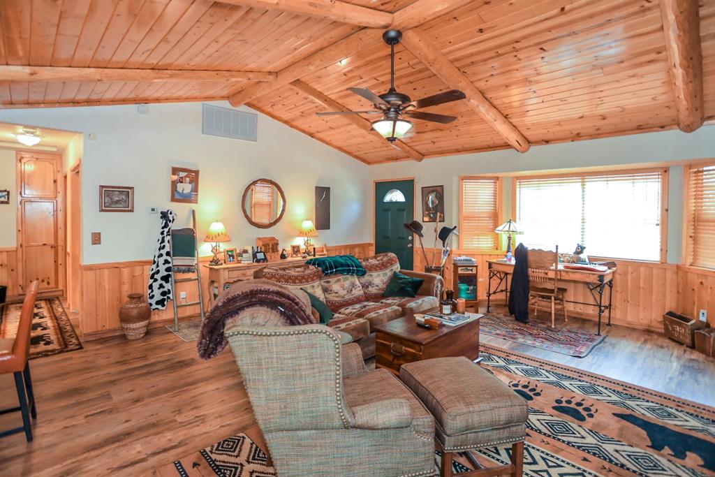 43252 Deer Canyon Road Property Photo 9