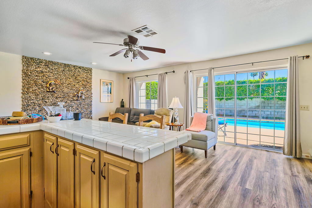 68700 Panorama Road Property Photo 3