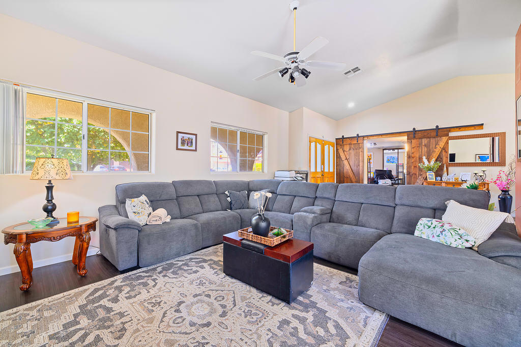 68700 Panorama Road Property Photo 9