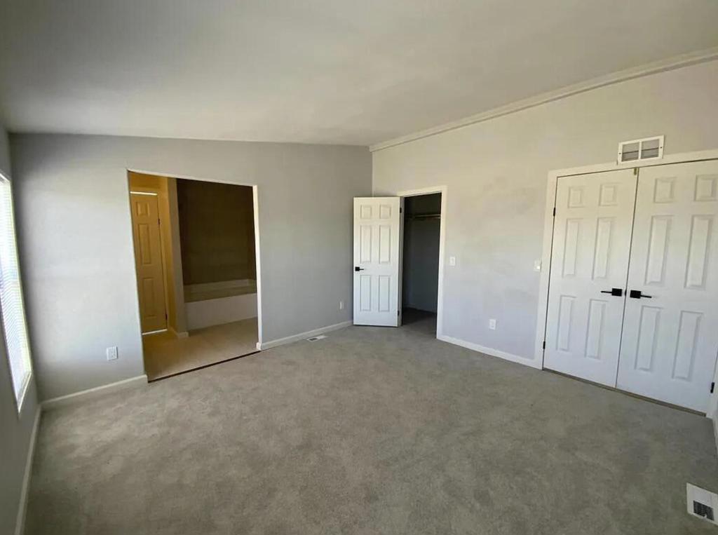 2865 Treadwell Boulevard Property Photo 15