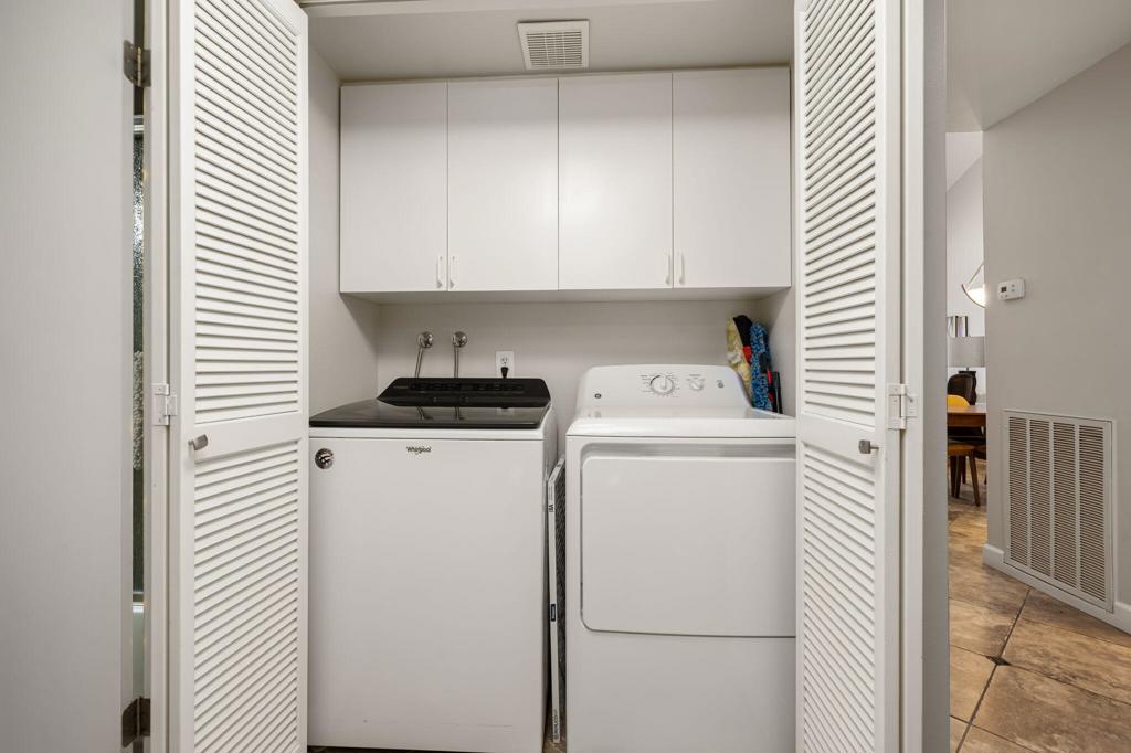 186 Gran Via Property Photo 21