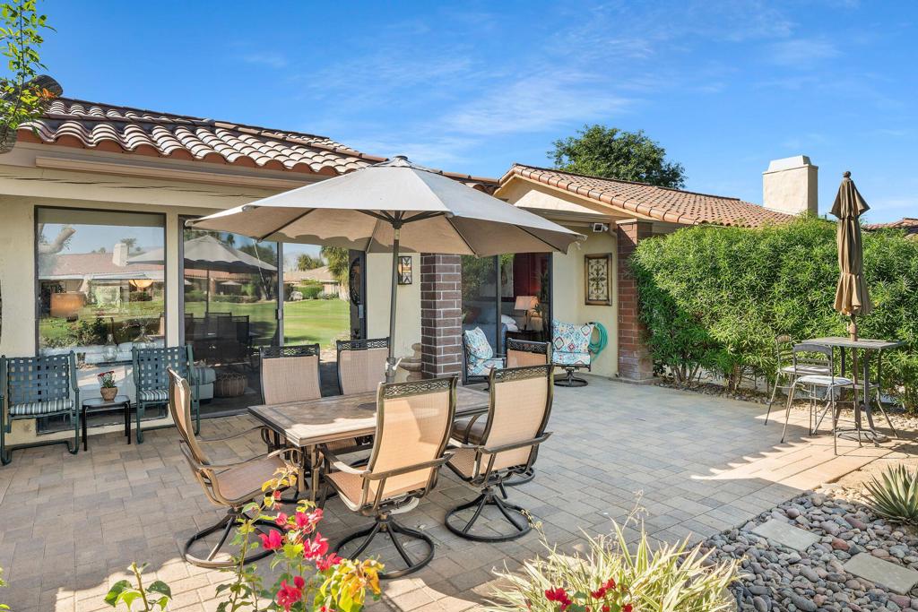 186 Gran Via Property Photo 23
