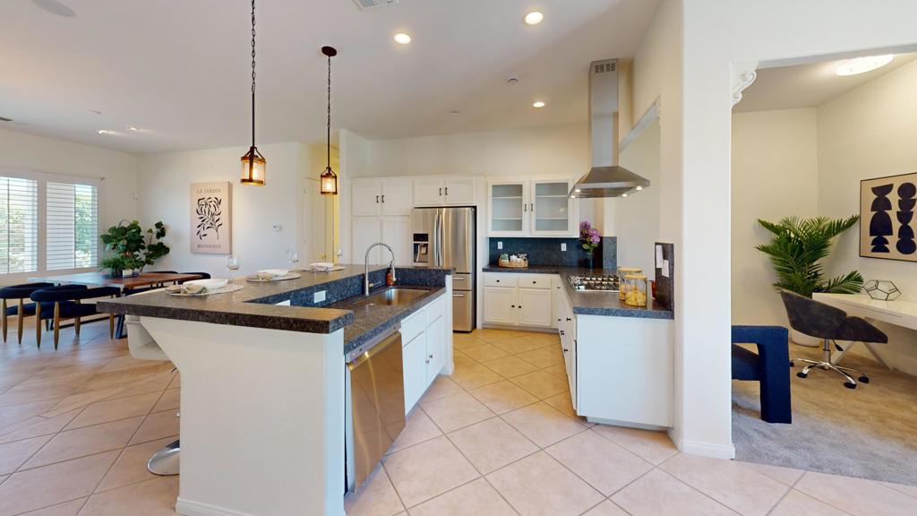 34 Calle La Reina Property Photo 15