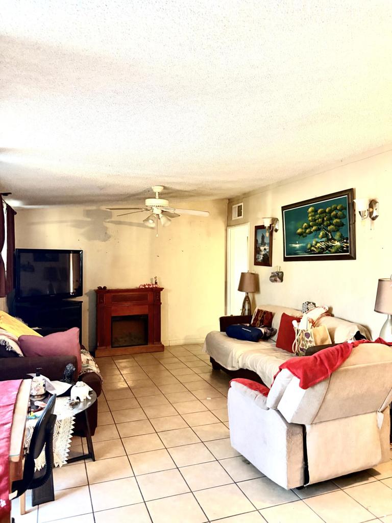 67070 San Mateo Property Photo 6