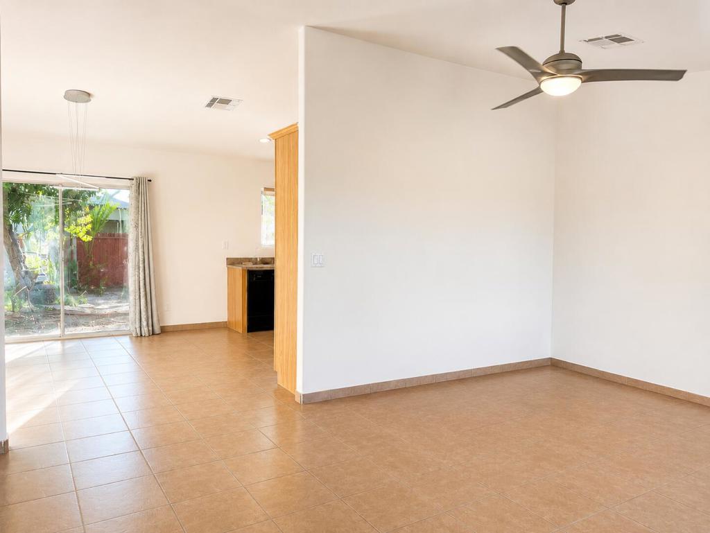 2799 Jester Avenue Property Photo 4
