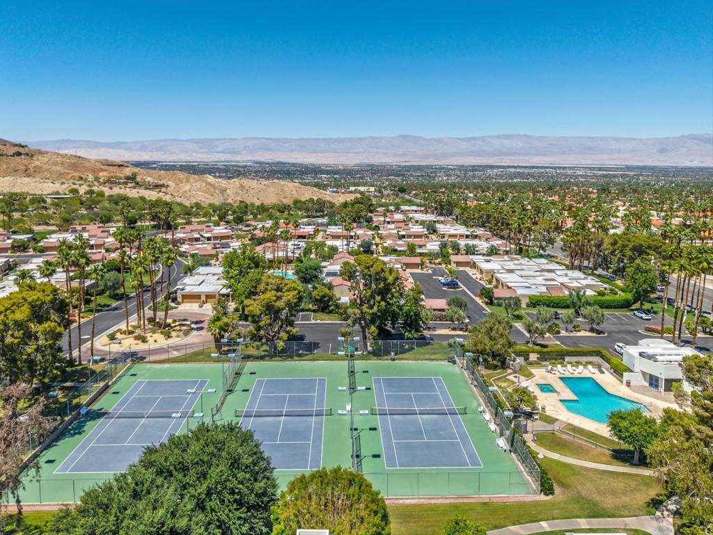 72302 Merry Vale Way Property Photo 42