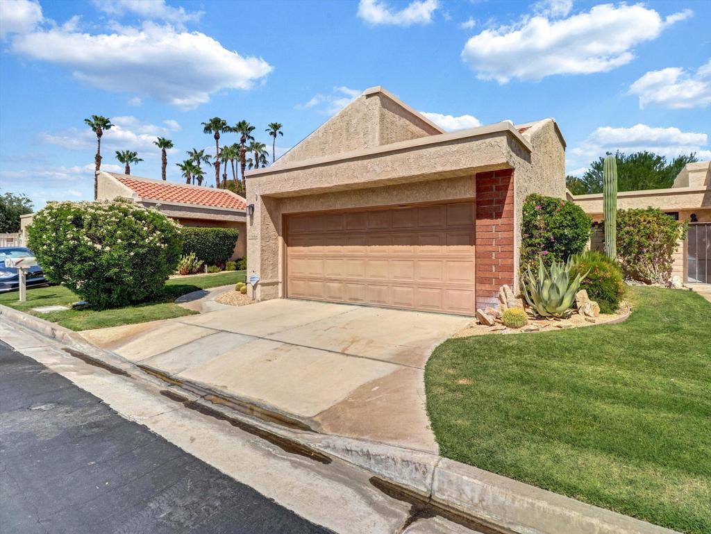 35886 Paseo Circulo W Property Photo 2