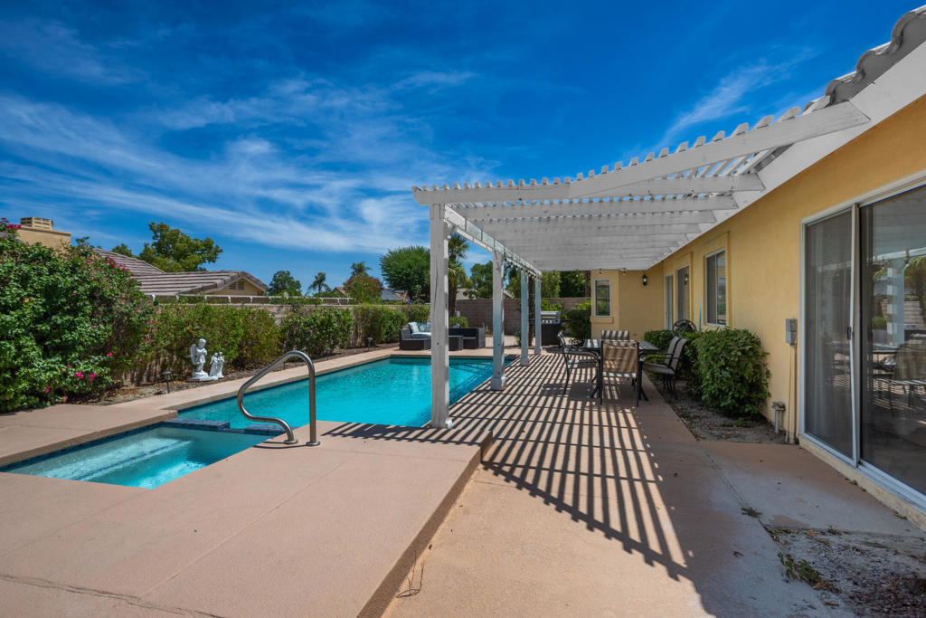 44210 Mariposa Court Property Photo 35